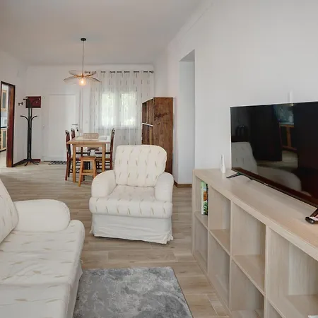 Quinta Oliveiras Casa de Férias *